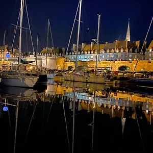la-suite-saint-malo-intra-muros-t3.inbrittany.com/